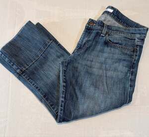Joe's Jeans Socialite Kicker Cuffed Crop Capri Jeans Size 30 Medium Wash